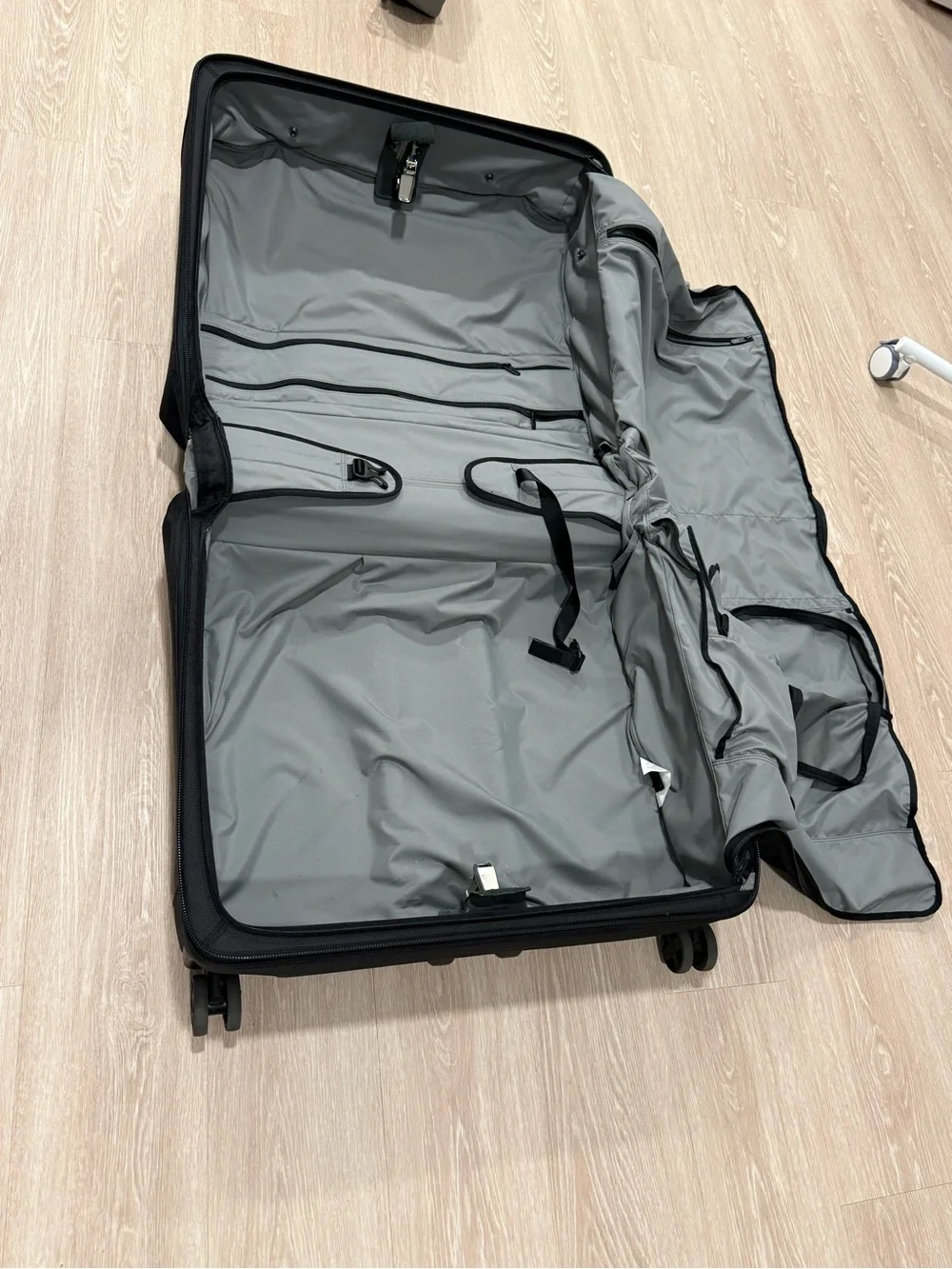 Victorinox Black Rolling Laptop Case with Telescopic Handle